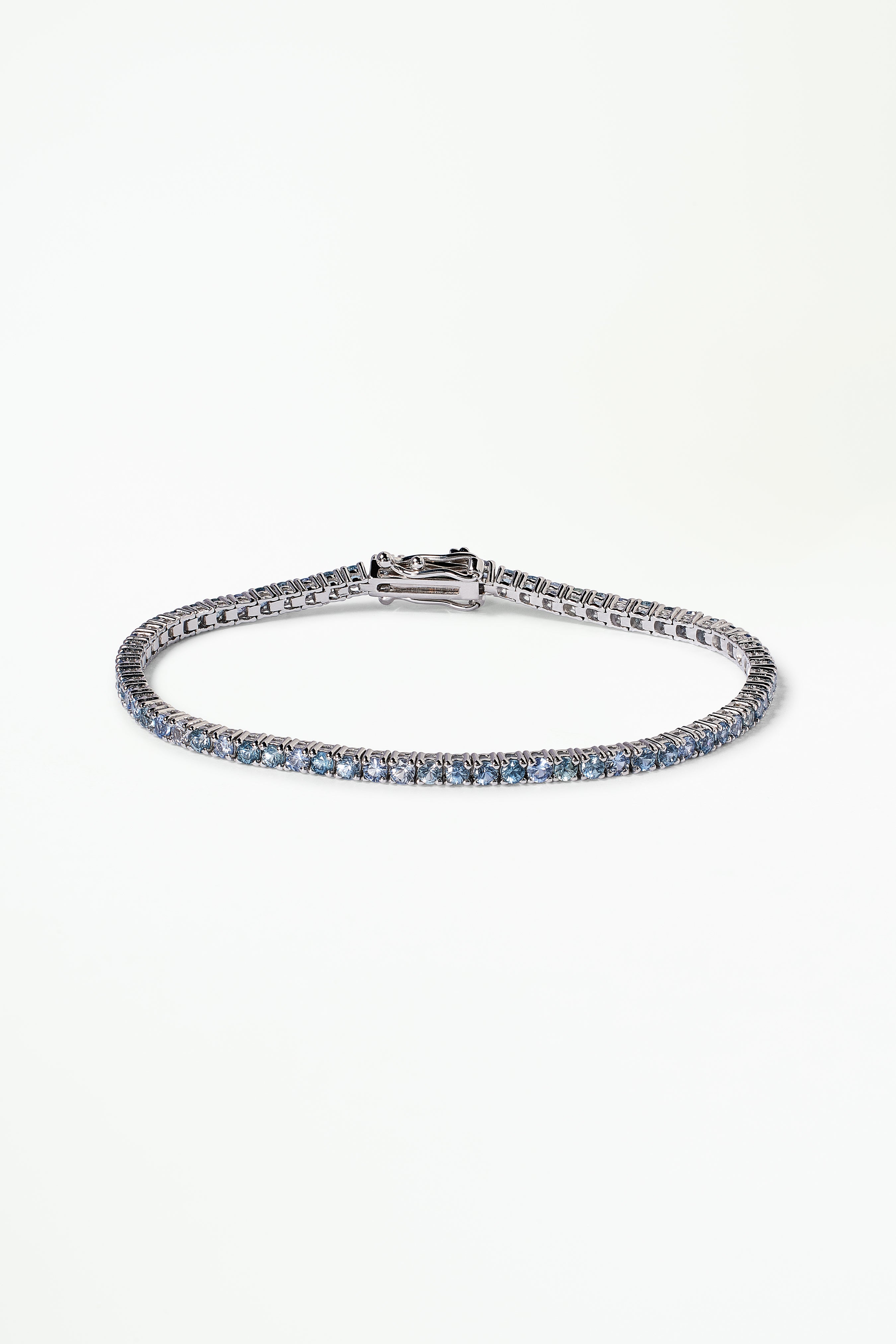 BELLE ÉPOQUE Sapphire Bracelet 18K WG BELLE ÉPOQUE Sapphire Bracelet 18K WG White gold, diamonds and