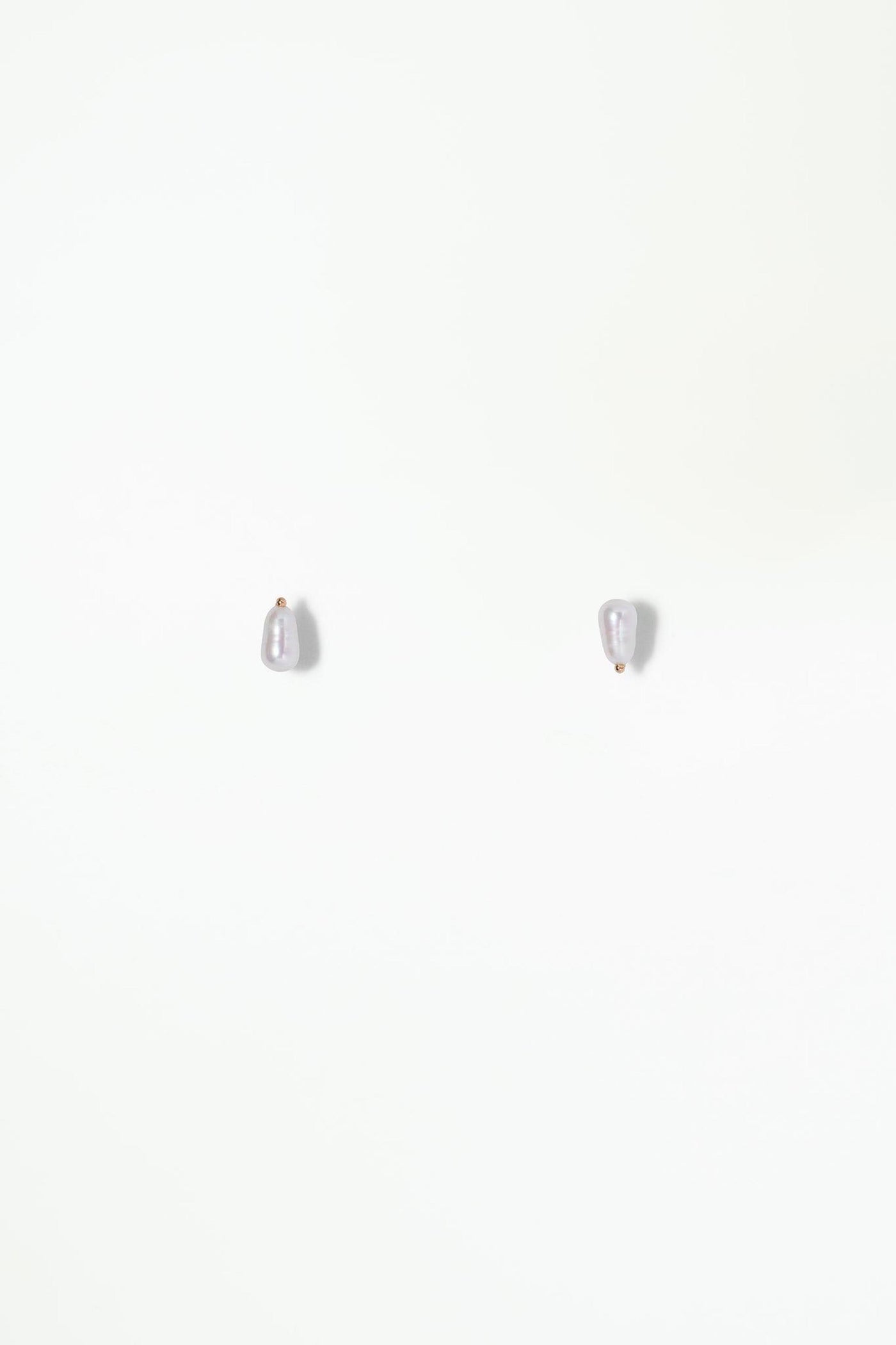 Irregular Pearl Earring - Single