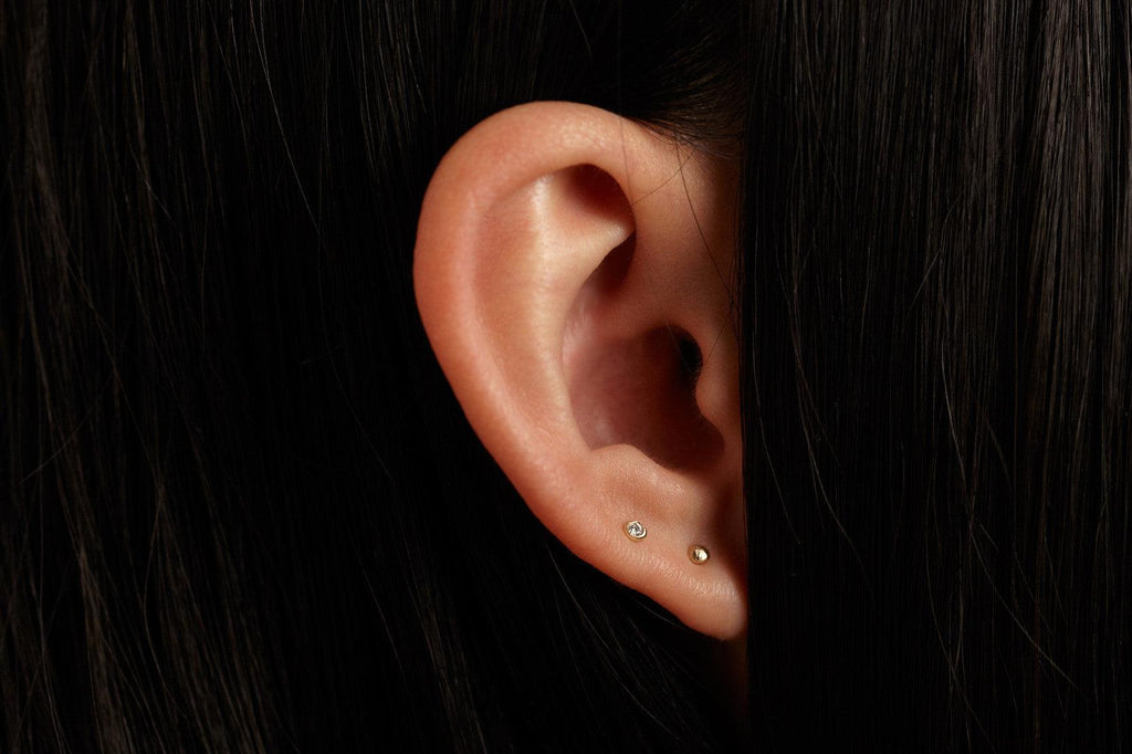Wisp Flat Back Earring (single)