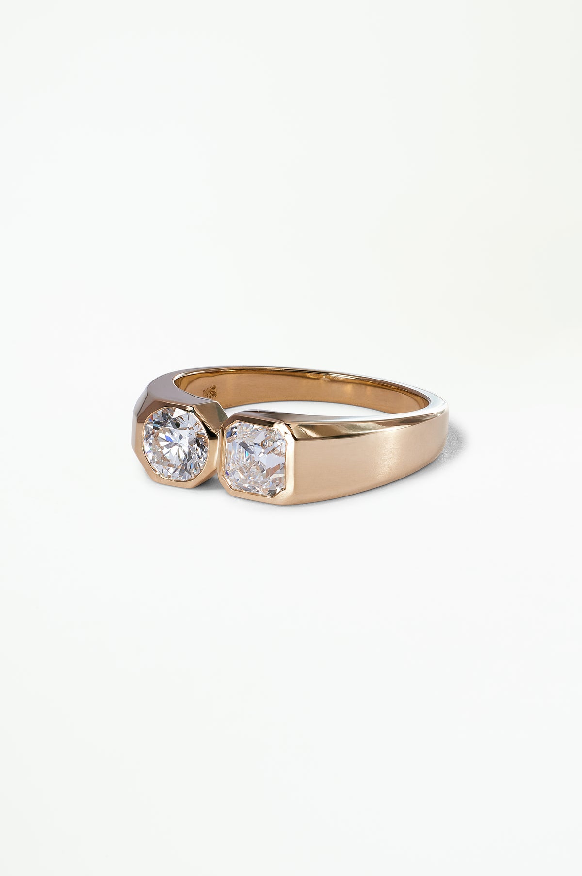 Diamond Dyad Signet Ring No. 15
