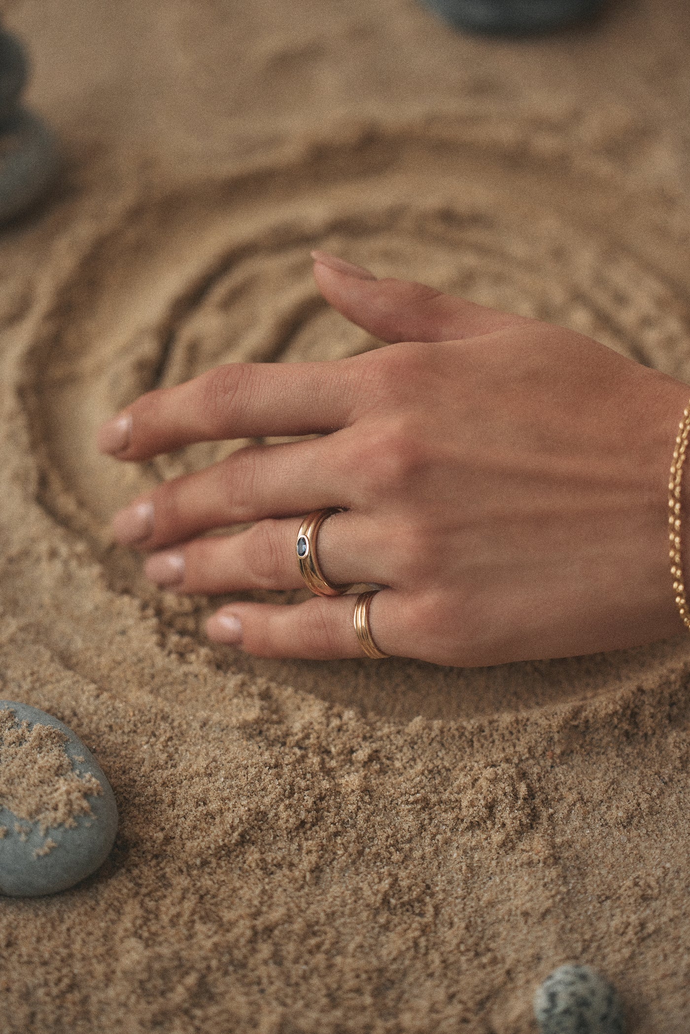 Spiral Ring – Sapphire
