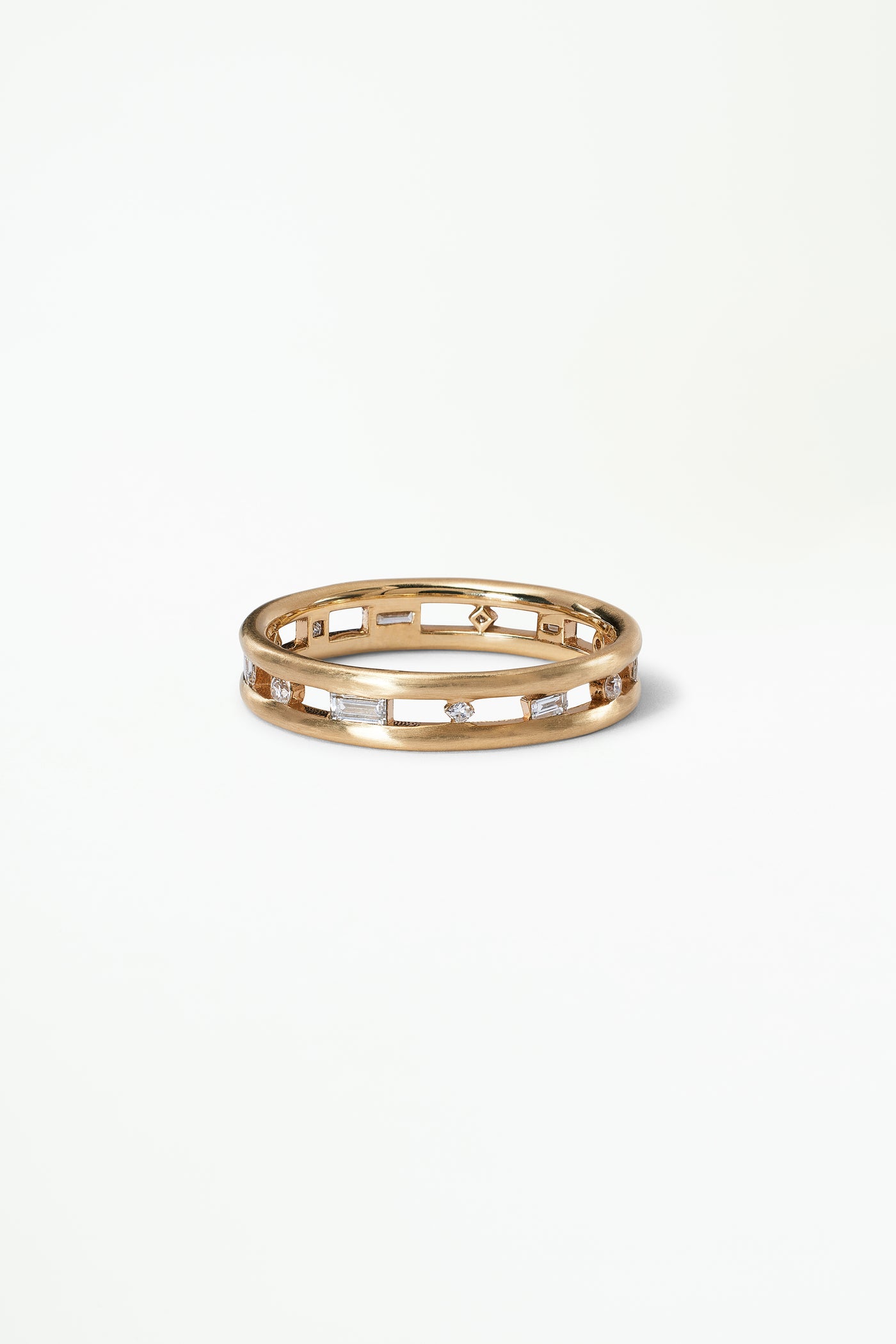 Float Ring - Diamond