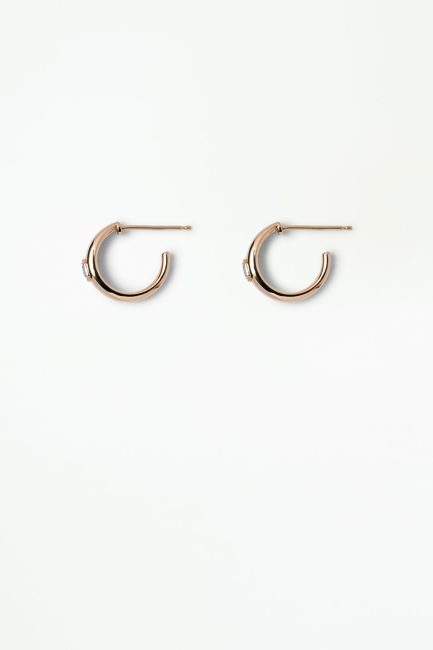 Sapphire Ridge Hoop - Single