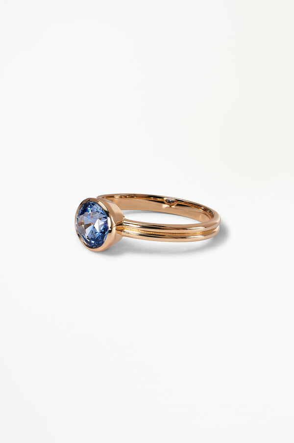 One of a Kind Ridge Ring Set - Round Cut Sapphire