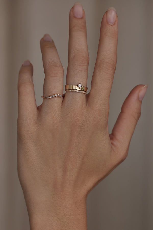 Wave Pillar Ring