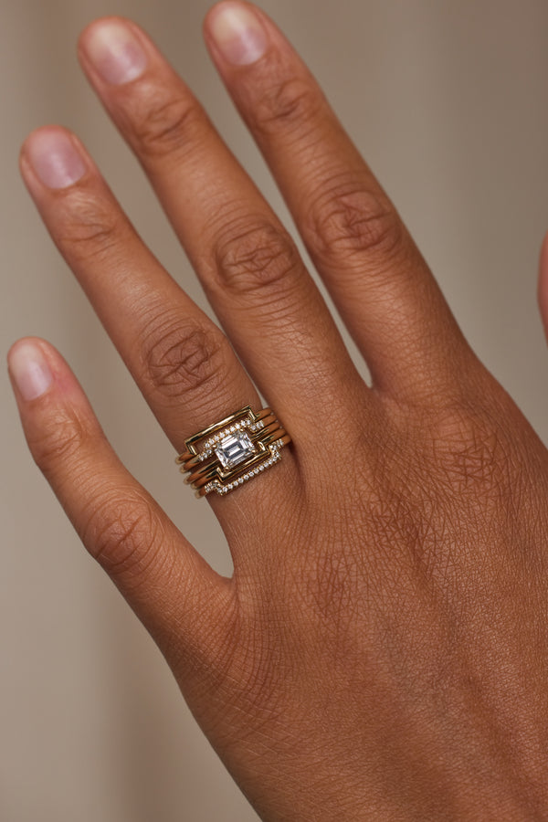 Micropave Large Frame Ring