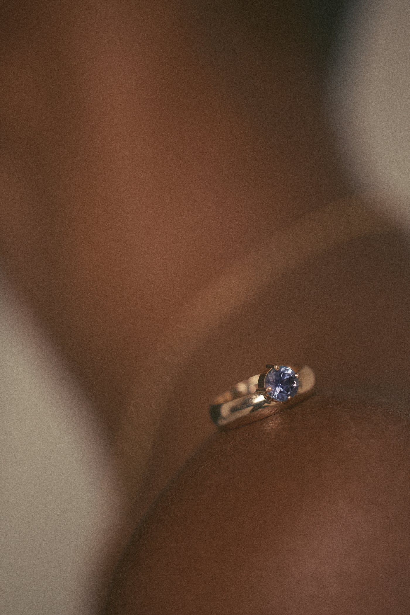 One Of A Kind Round Cut Sapphire Dome Monolith