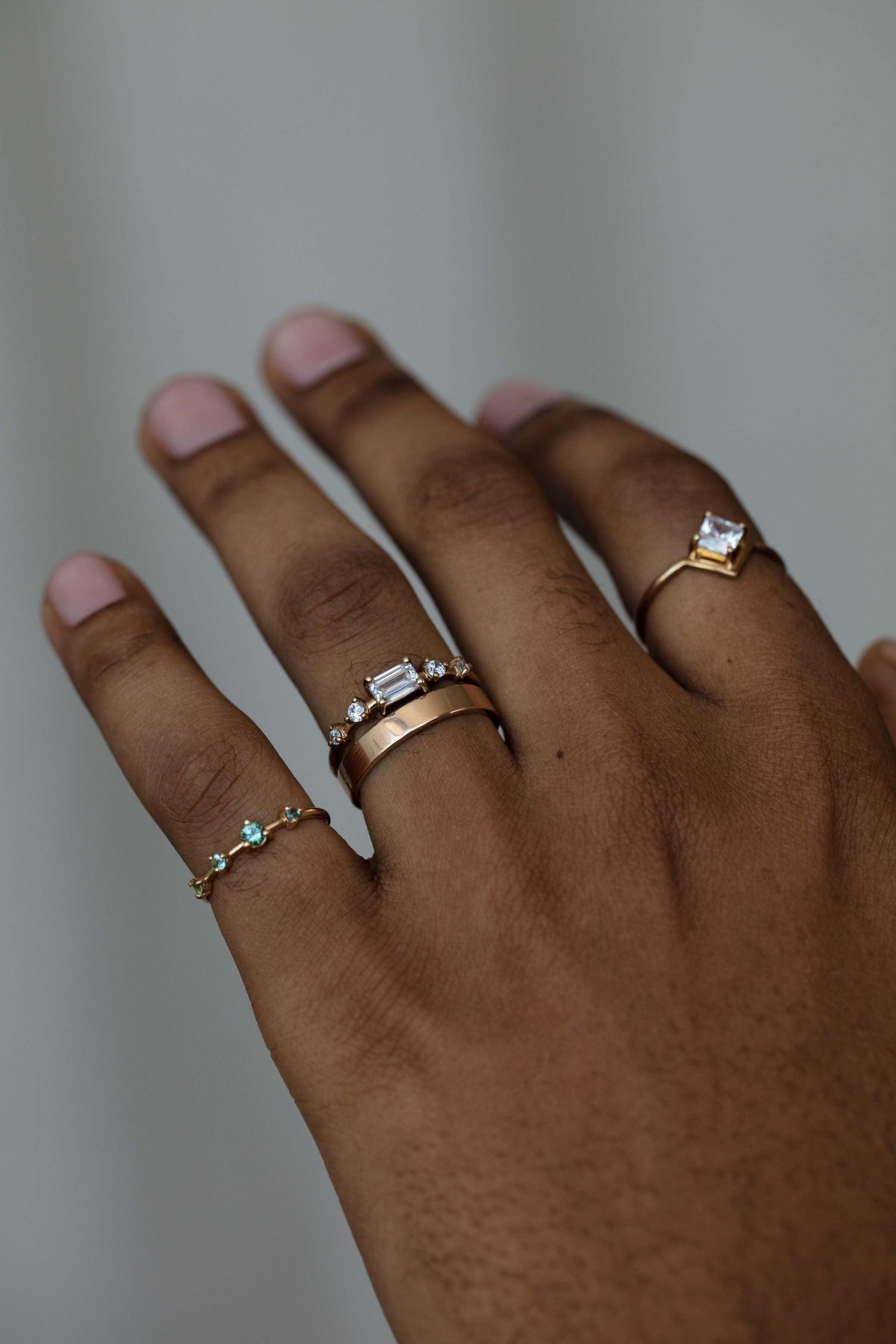 Flat Wedding Band | VRAI