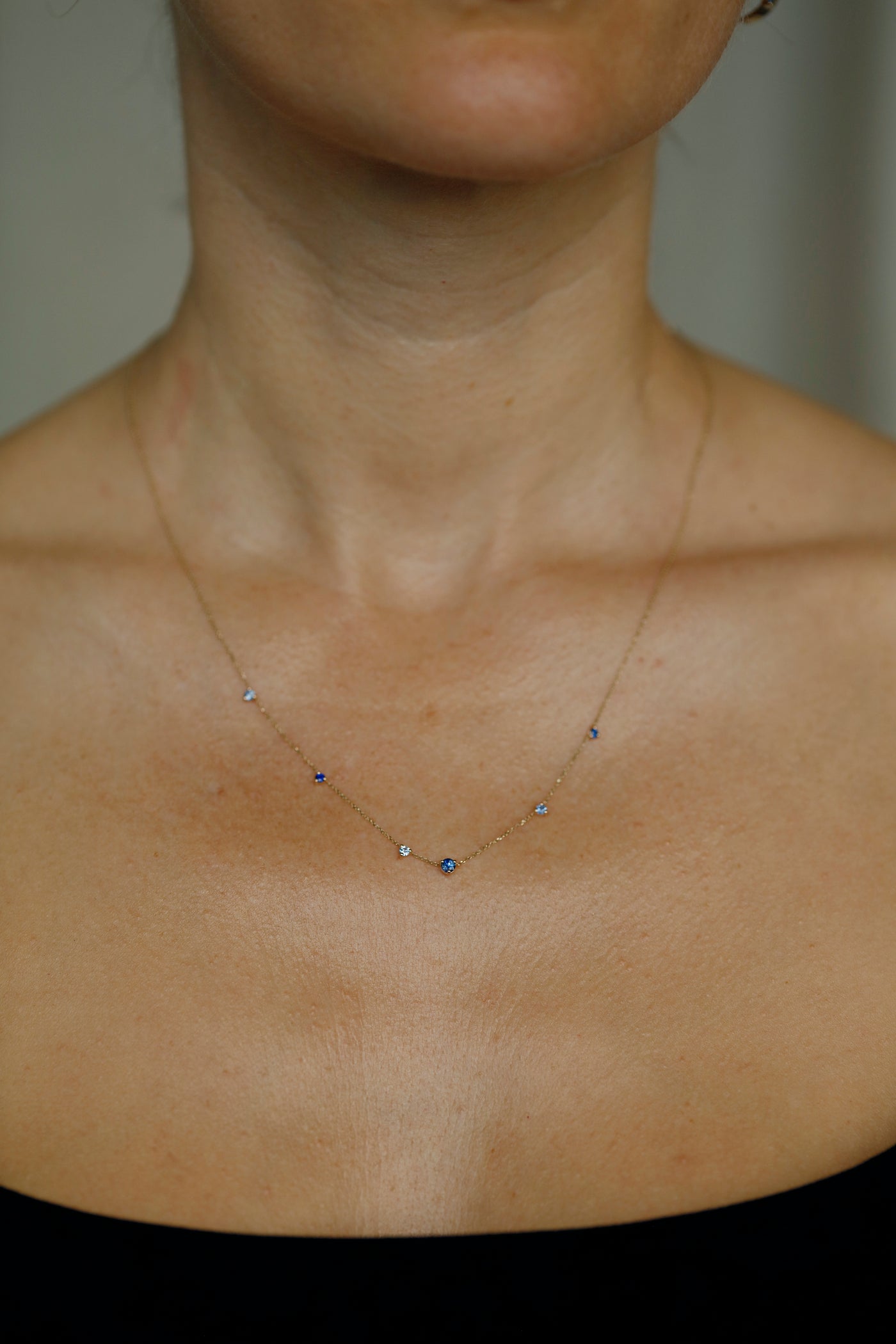 Linear Chain - Sapphire