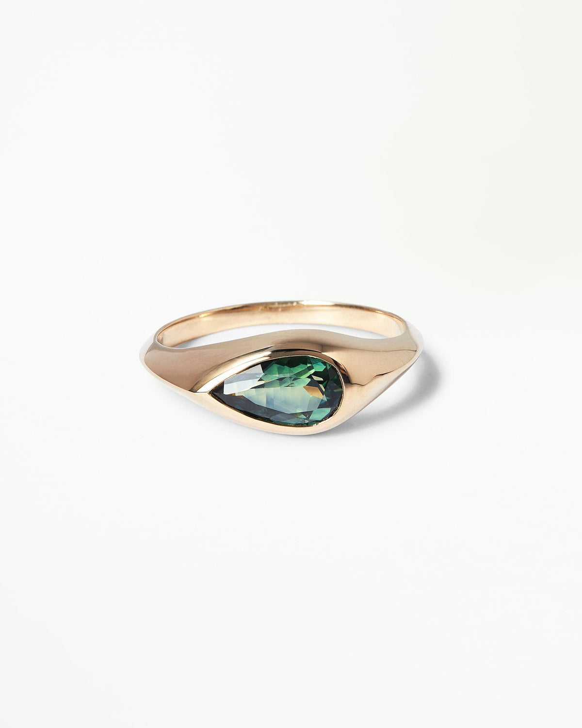 Solo Signet Ring No. 19