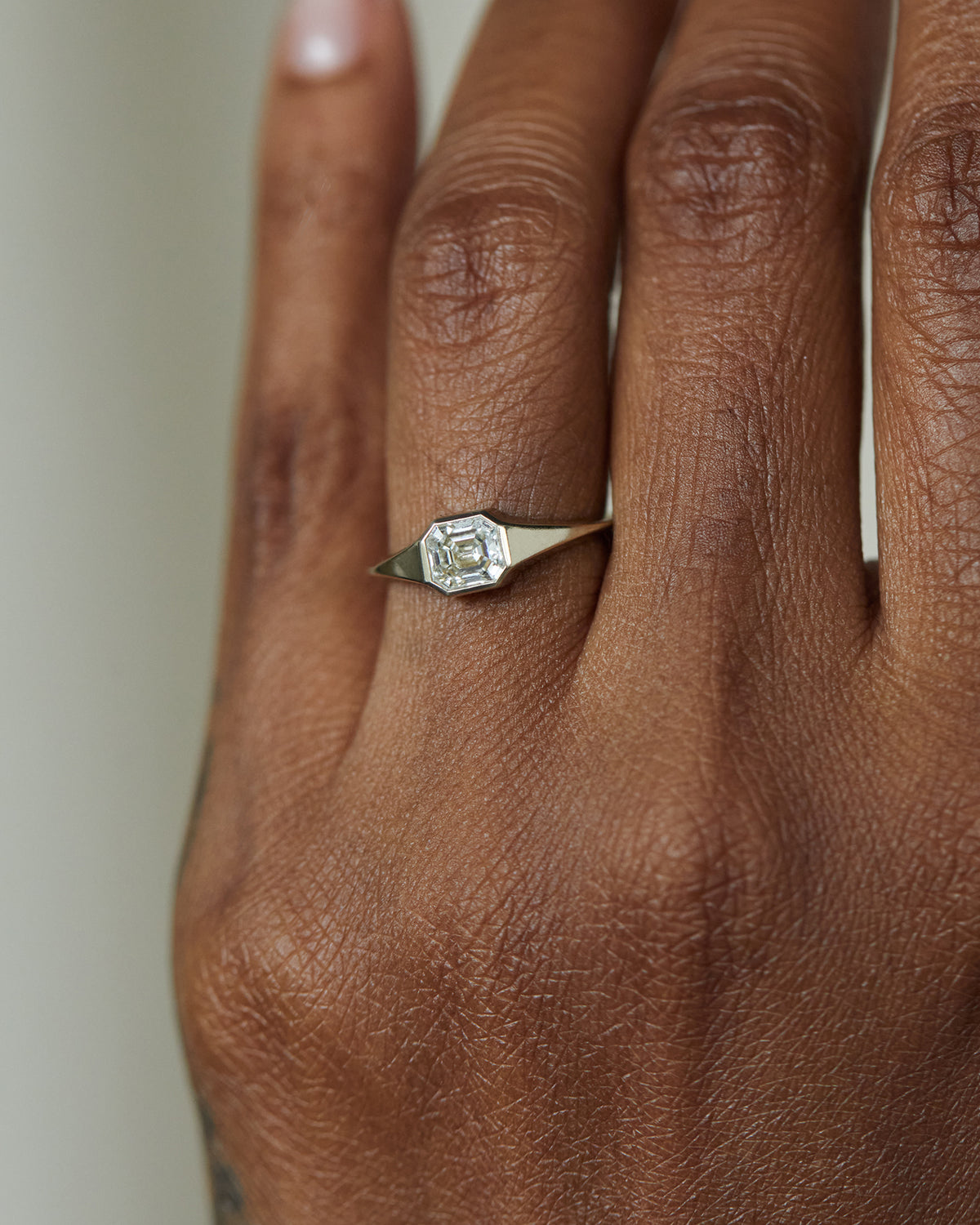 Solo Signet Ring No. 23