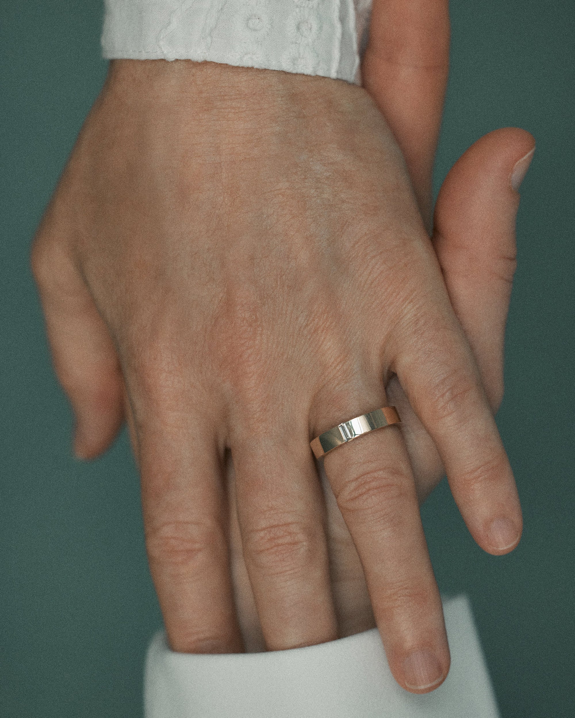 Baguette Cut Diamond Split Band