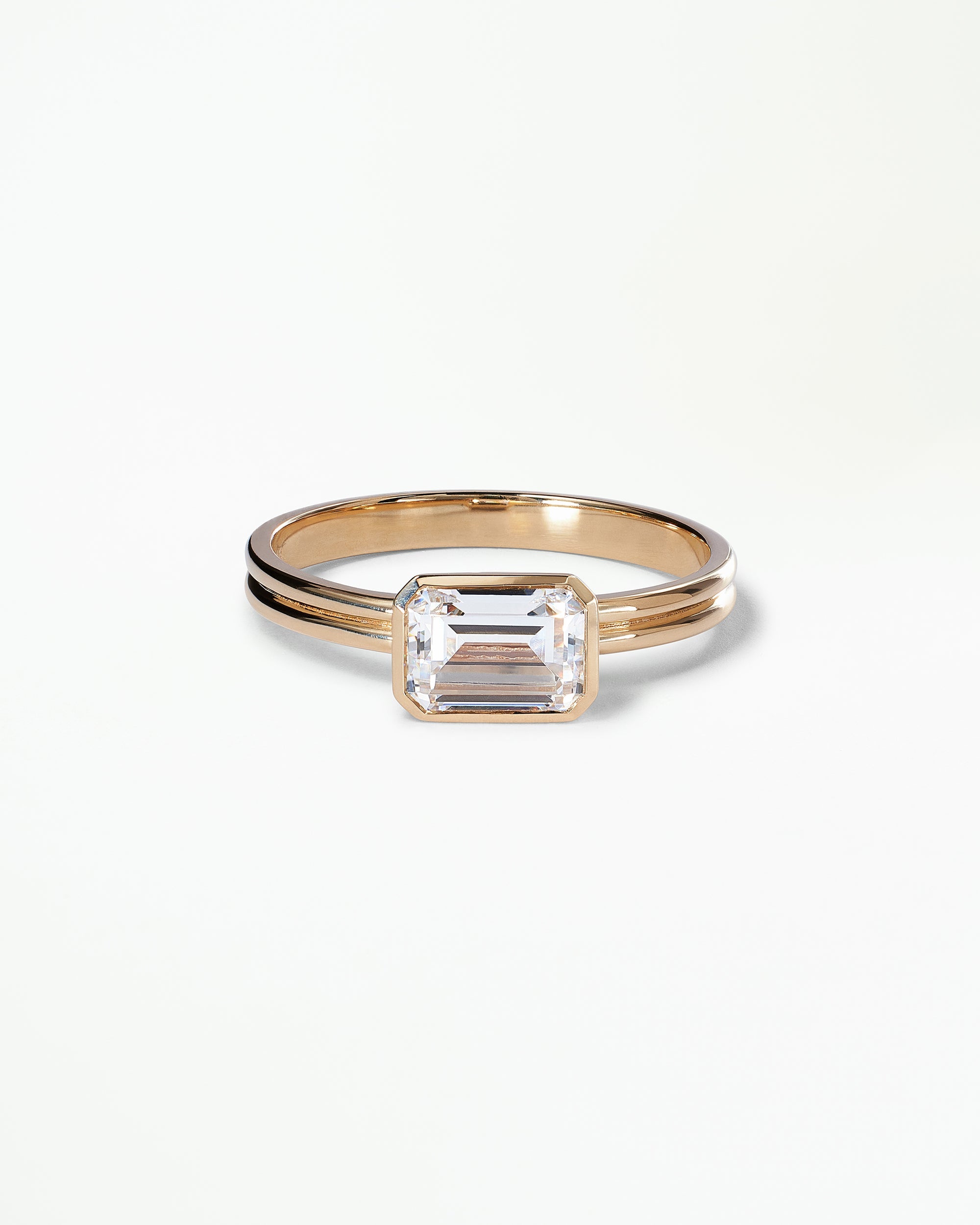 Emerald Cut Diamond Ridge Solitaire Ring – WWAKE