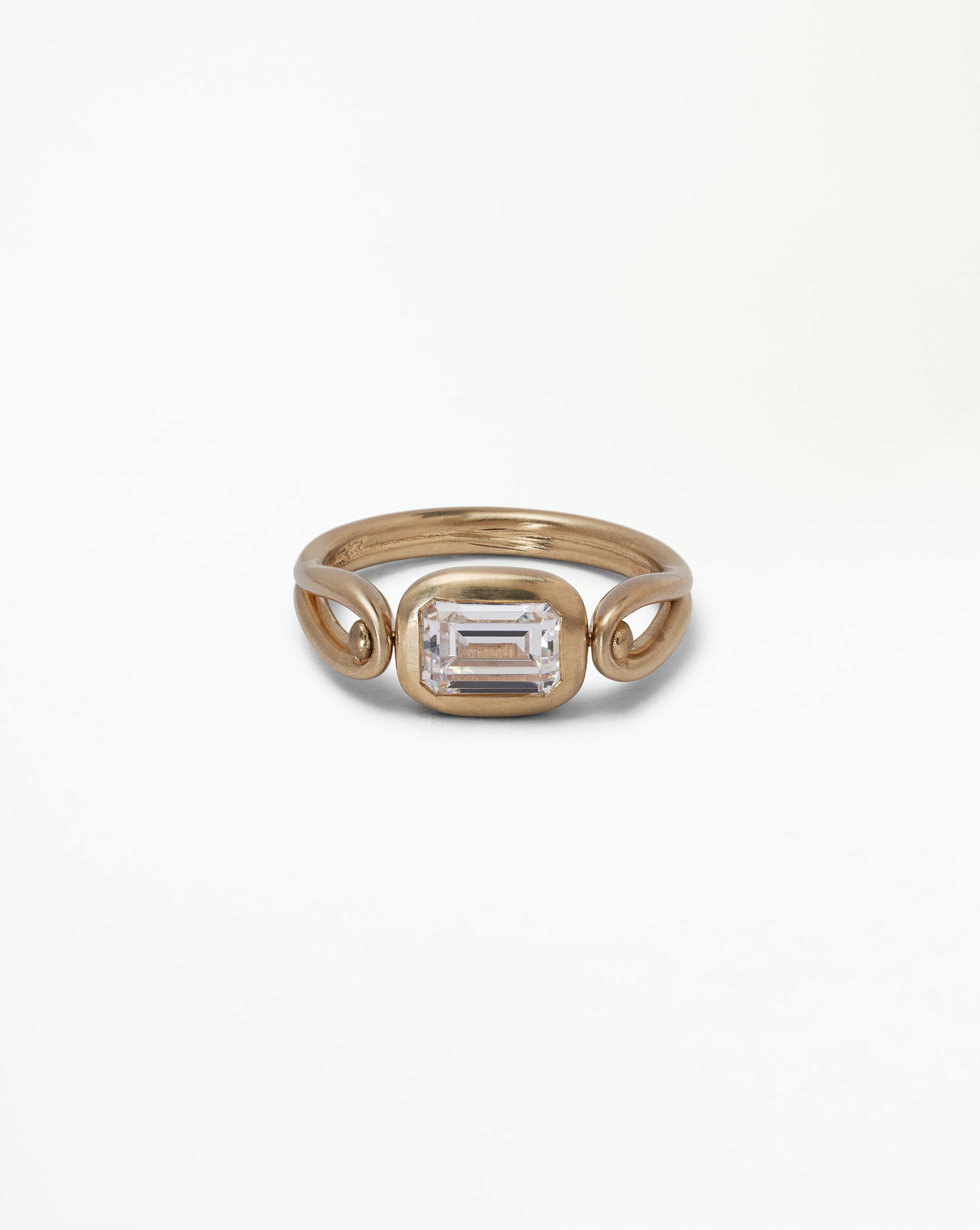 Emerald Cut Diamond Tempo Ring