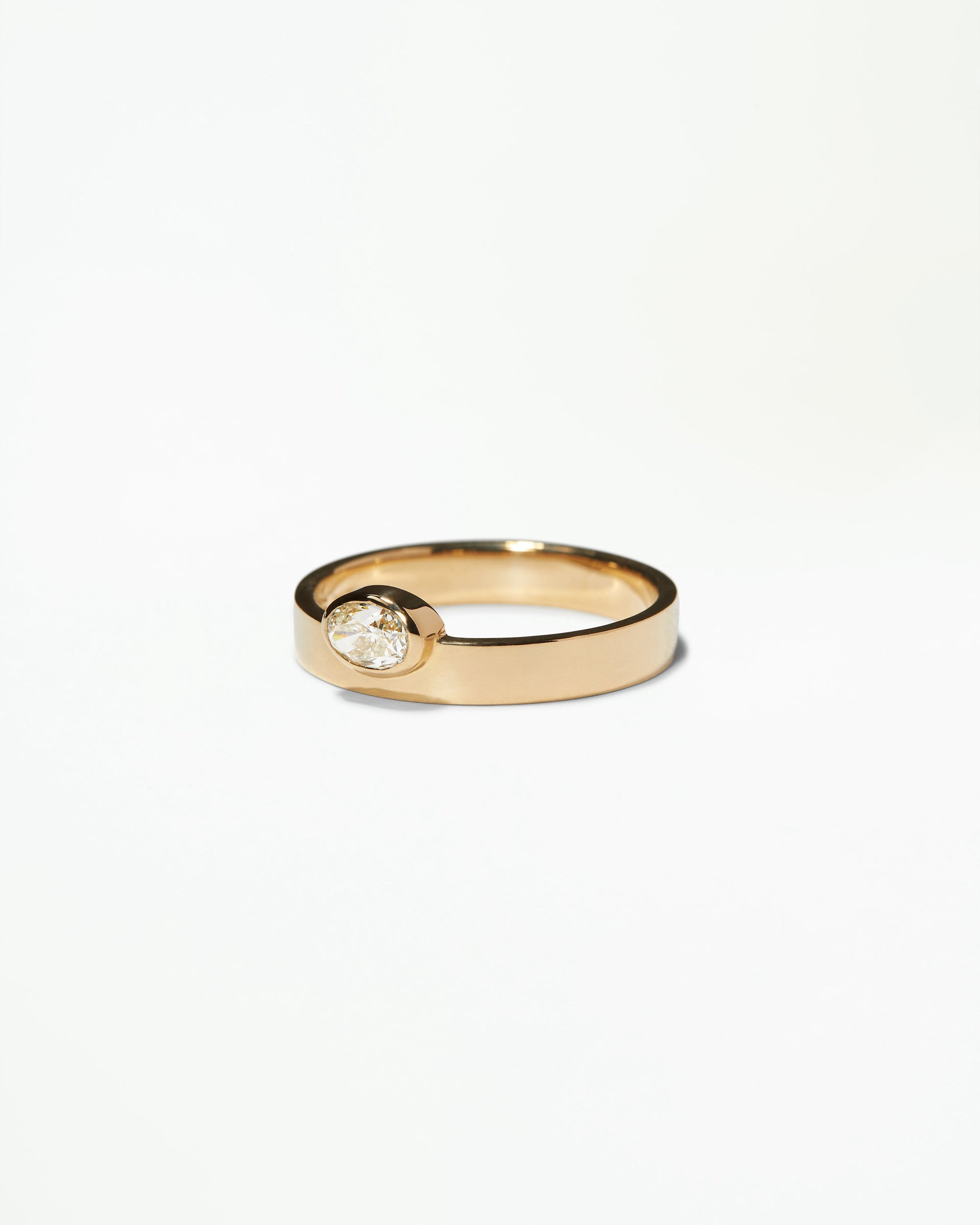 Horizontal Oval Cut Diamond Monolith Ring