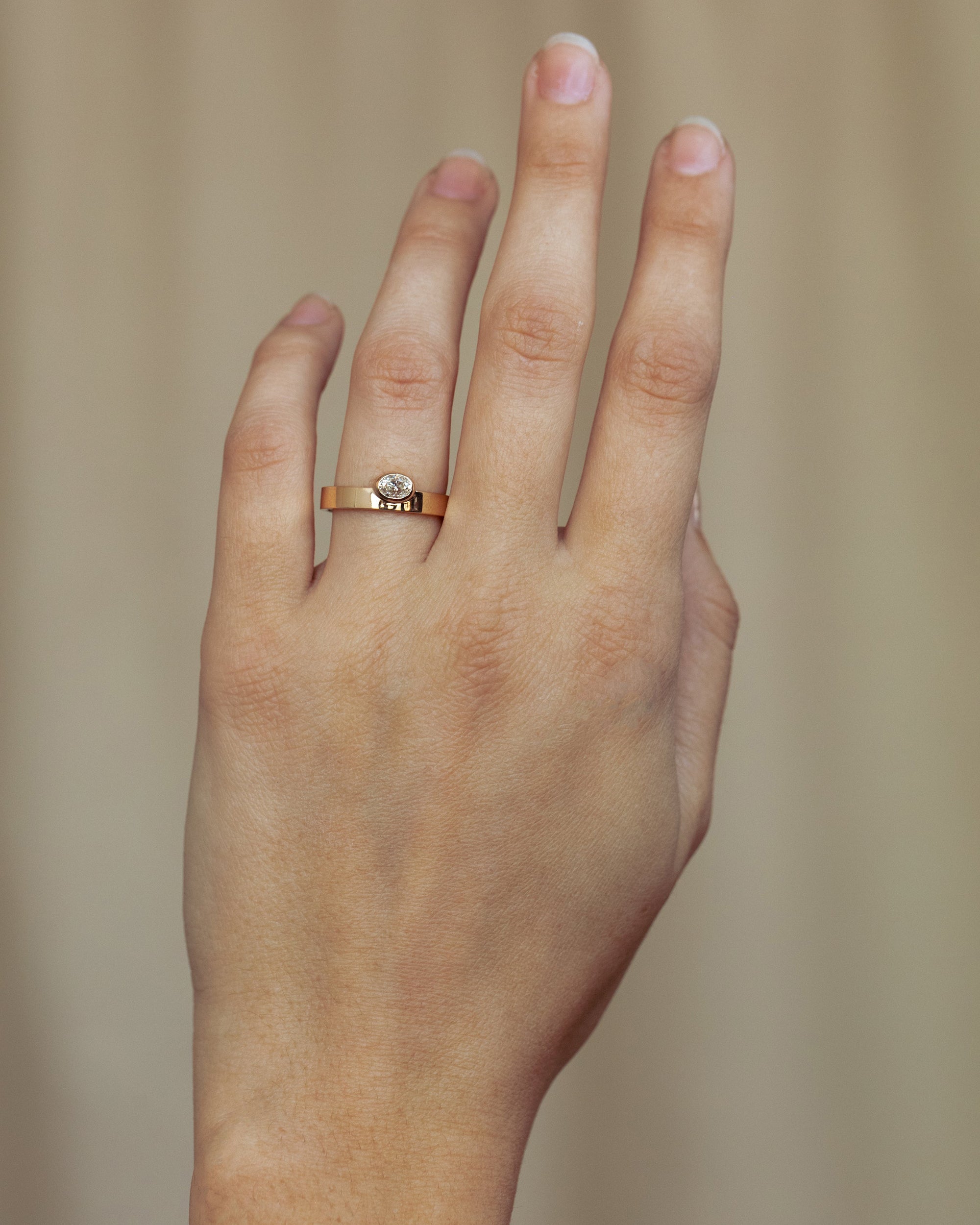 Horizontal Oval Cut Diamond Monolith Ring