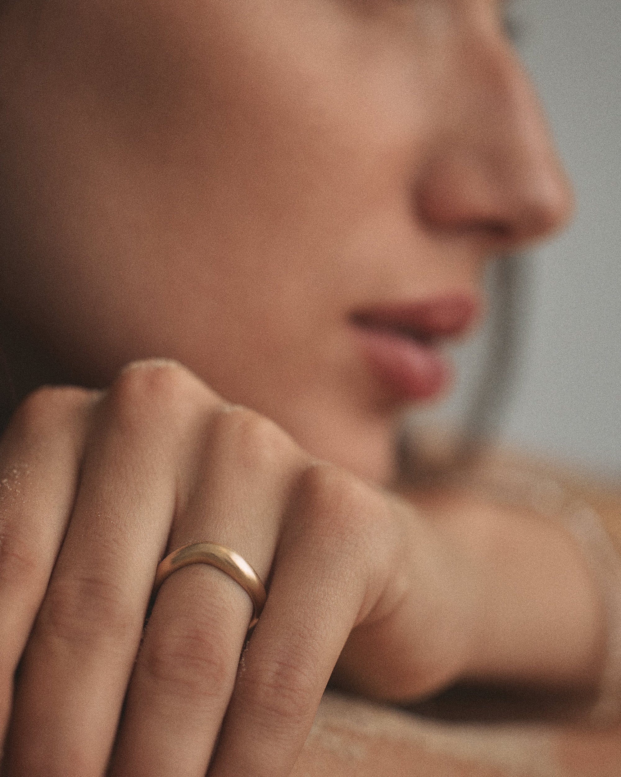 Narrow Gold Dune Band