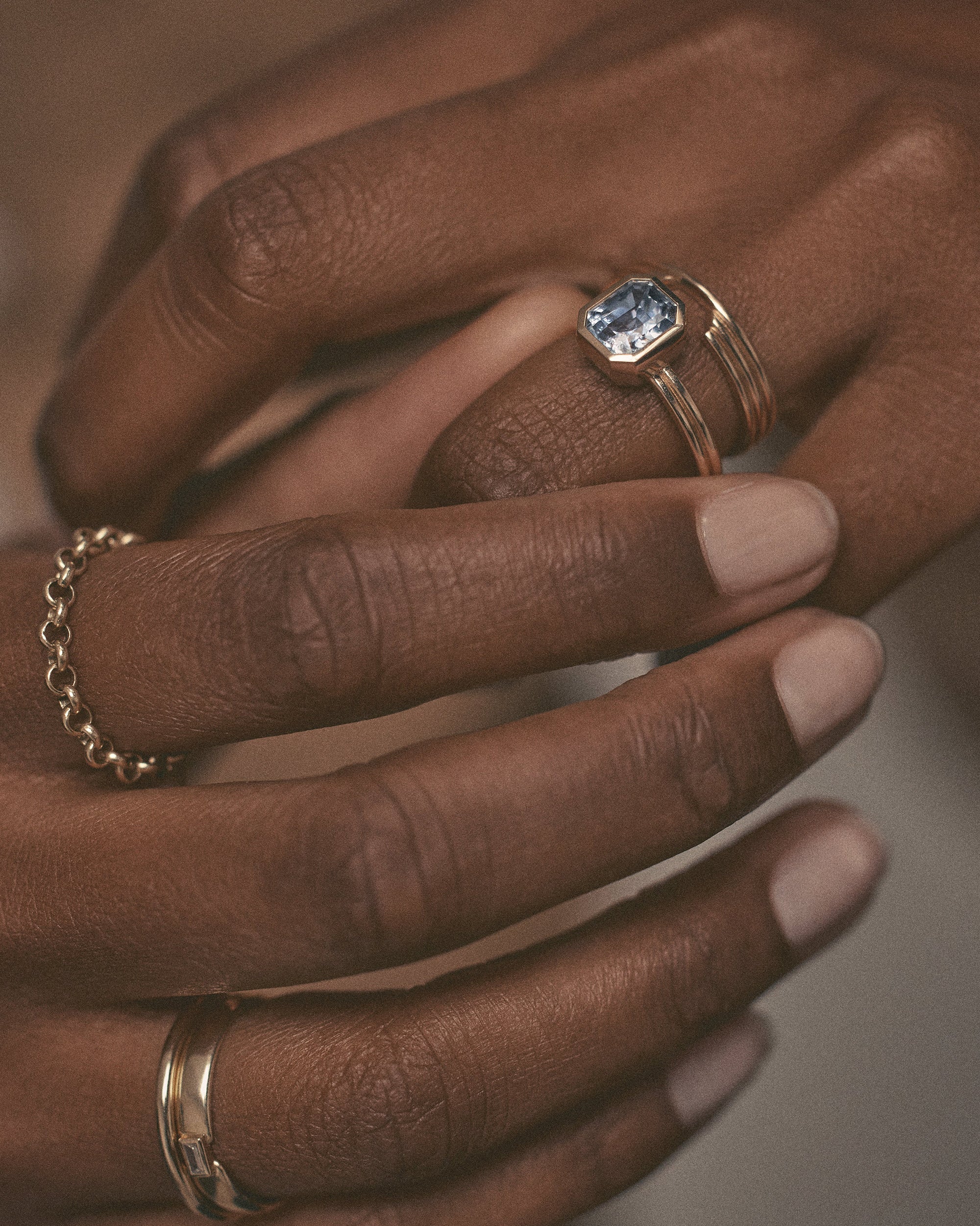 Radiant Cut Sapphire Ridge Ring Set