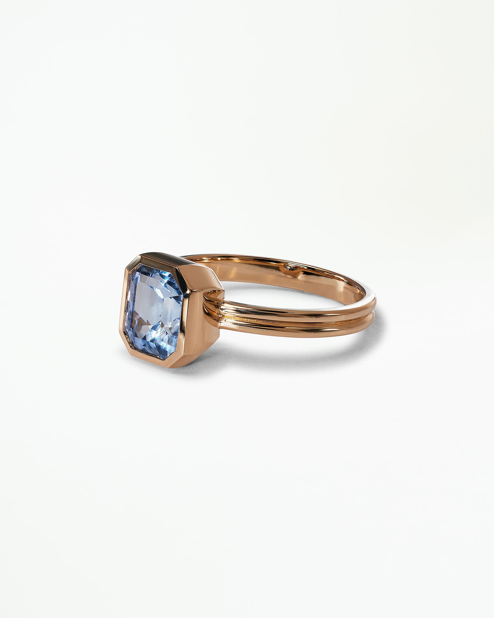 Radiant Cut Sapphire Ridge Ring Set