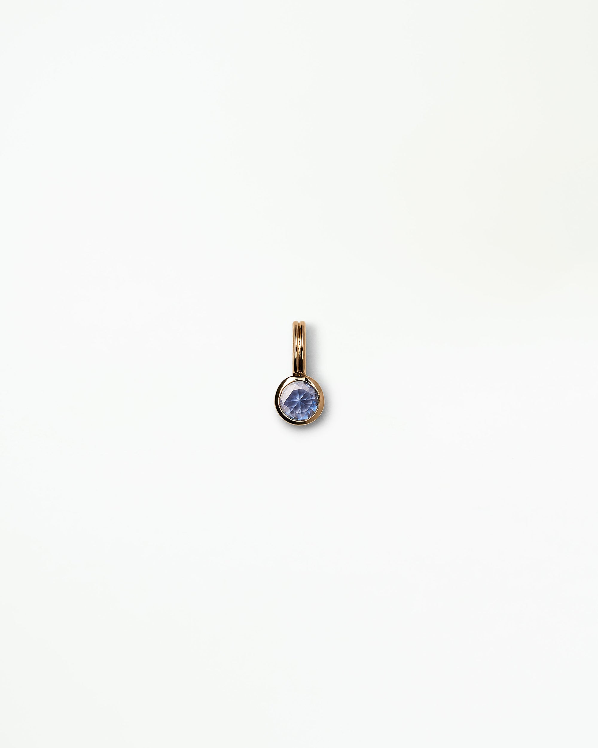 Round Cut Sapphire Rain Pendant No. 10