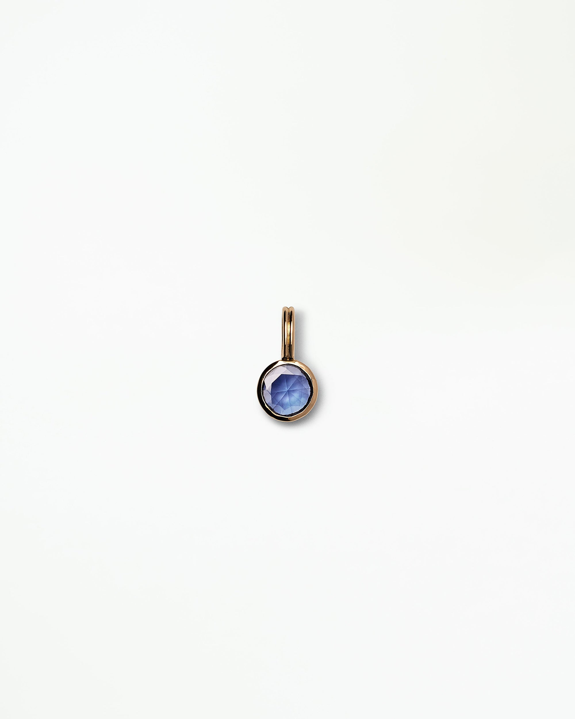 Round Cut Sapphire Rain Pendant No. 4