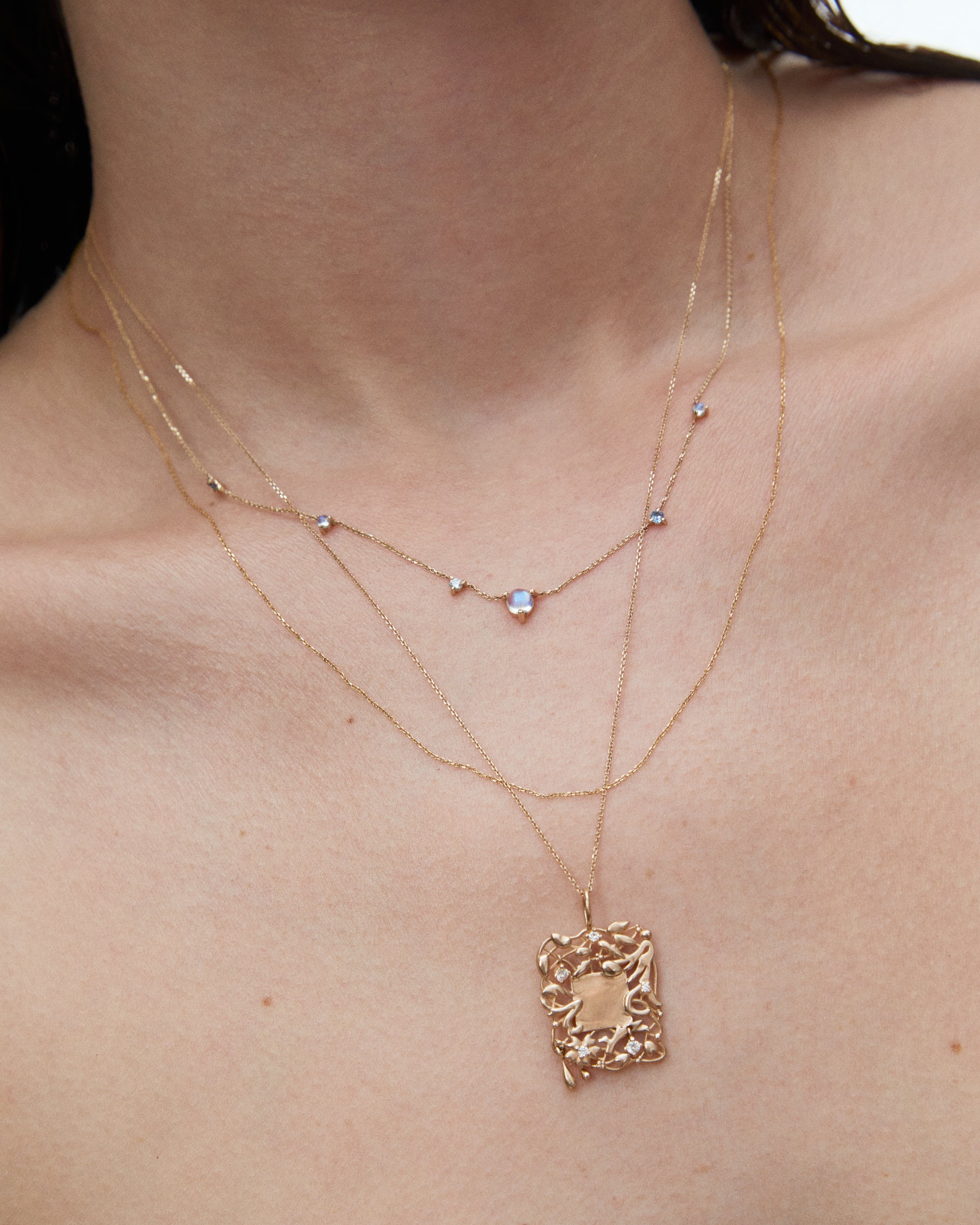 Large Diamond Lace Pendant
