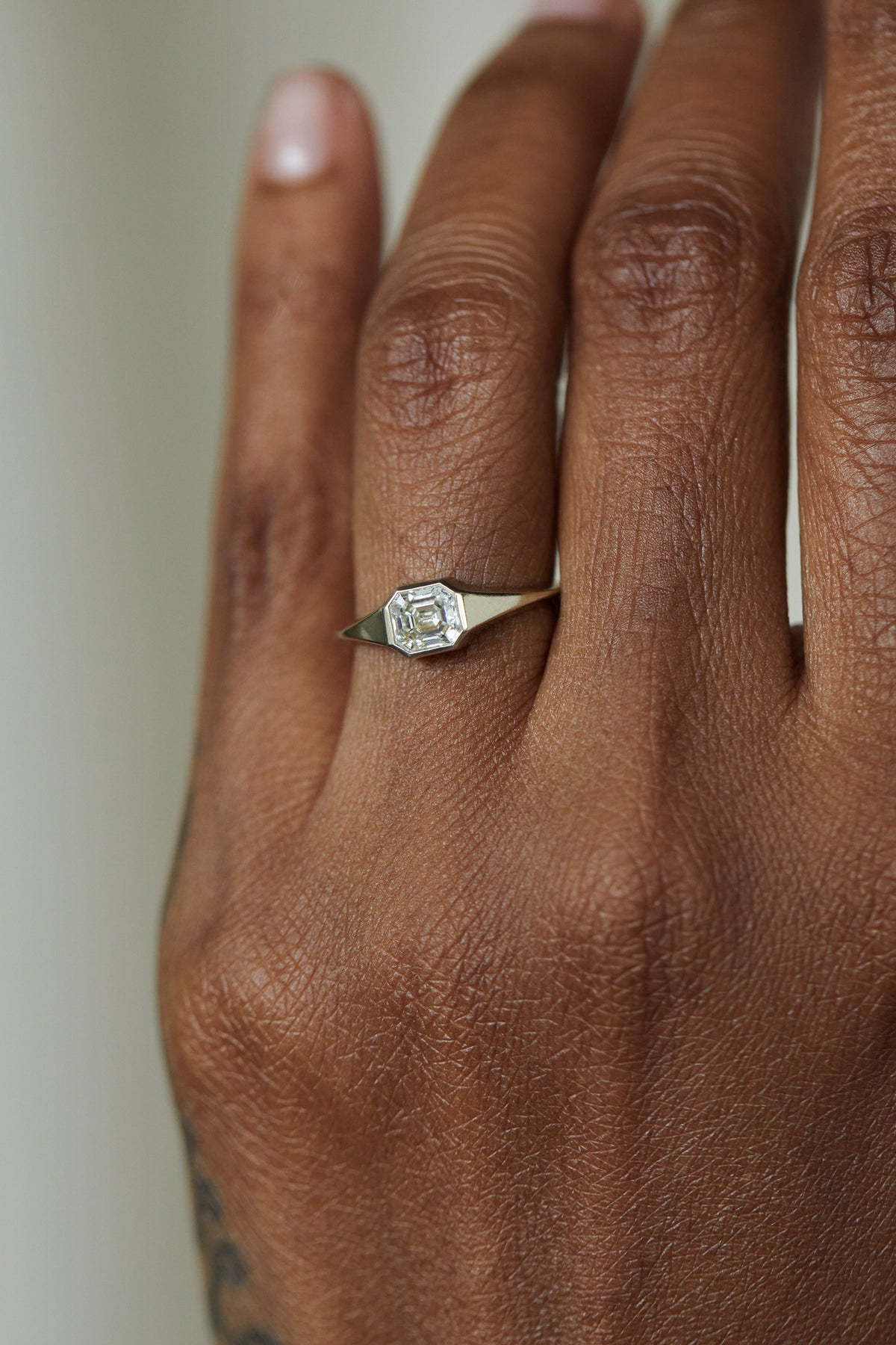 Solo Signet Ring No. 23